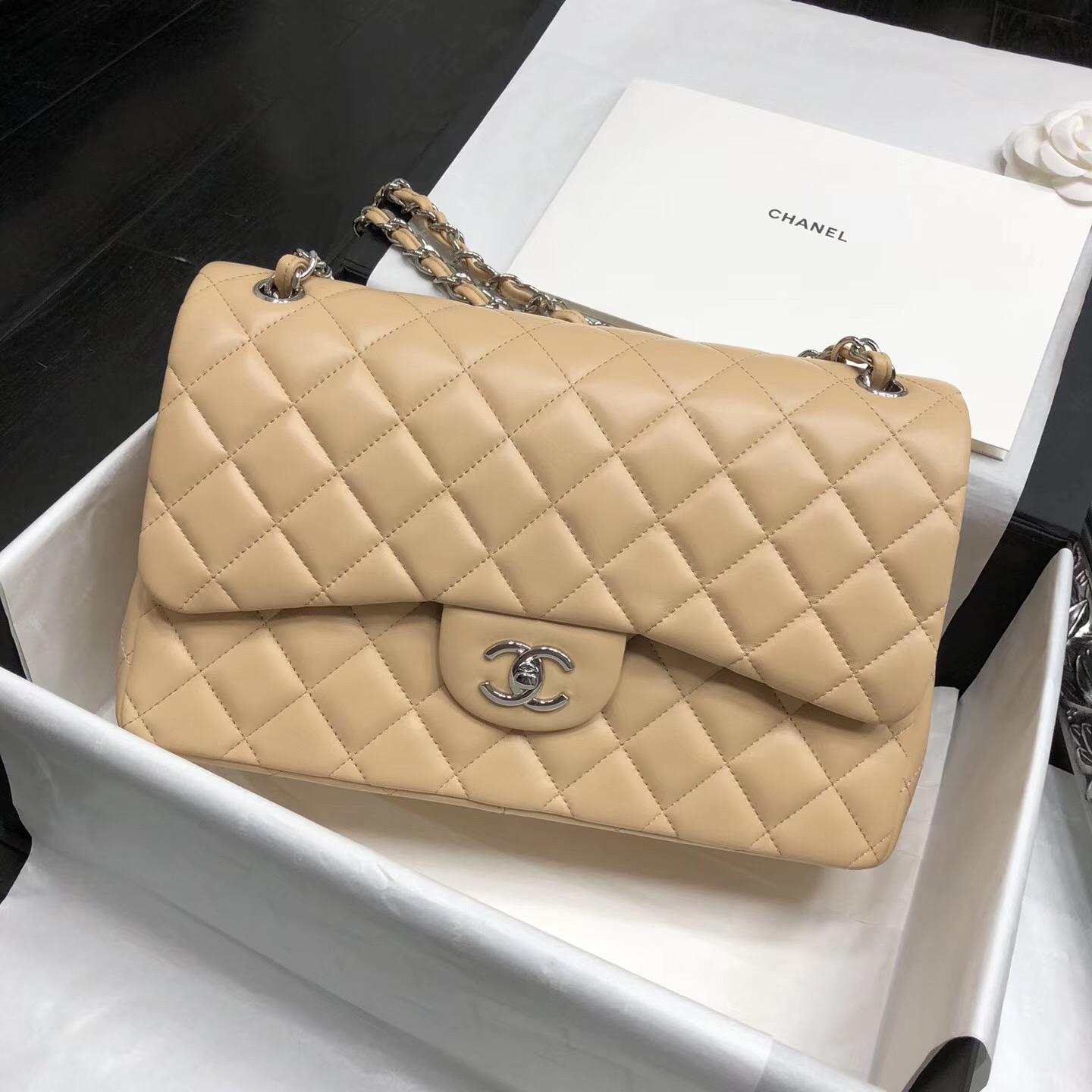 Chane. Classic Flap Bag A58600大號經典口蓋包 杏色小羊皮