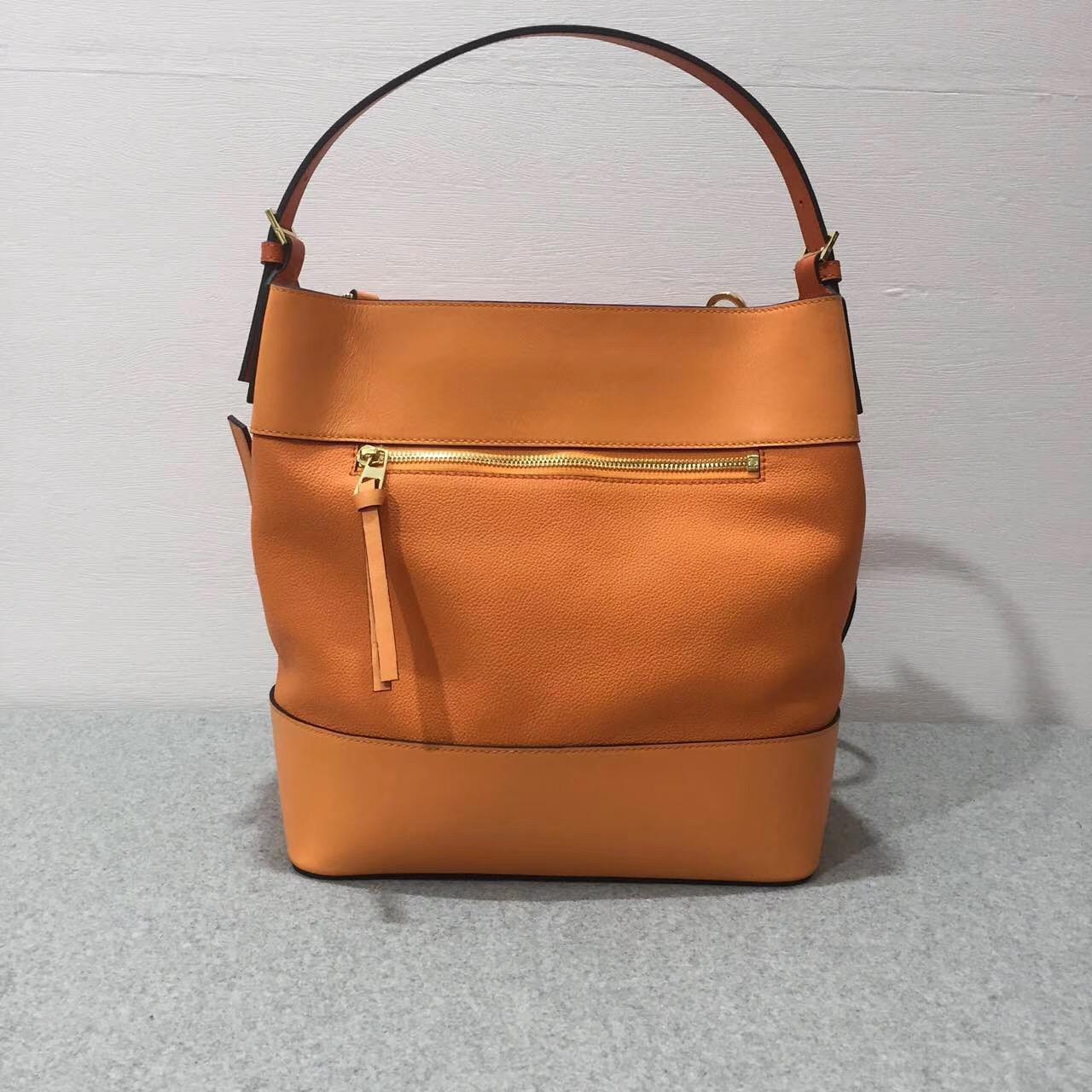 Loewe羅意威Midnight Bag Apricot/Orange Midnight水桶包手袋