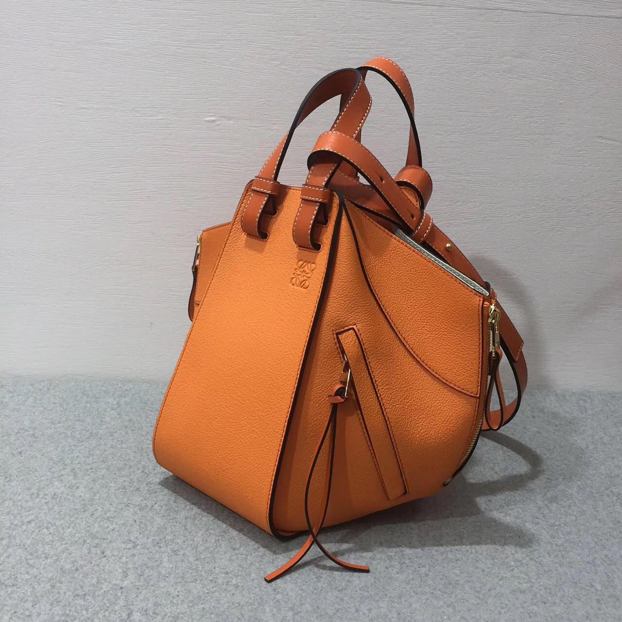 Loewe羅意威 Hammock Small Bag Apricot/Orange 吊床包