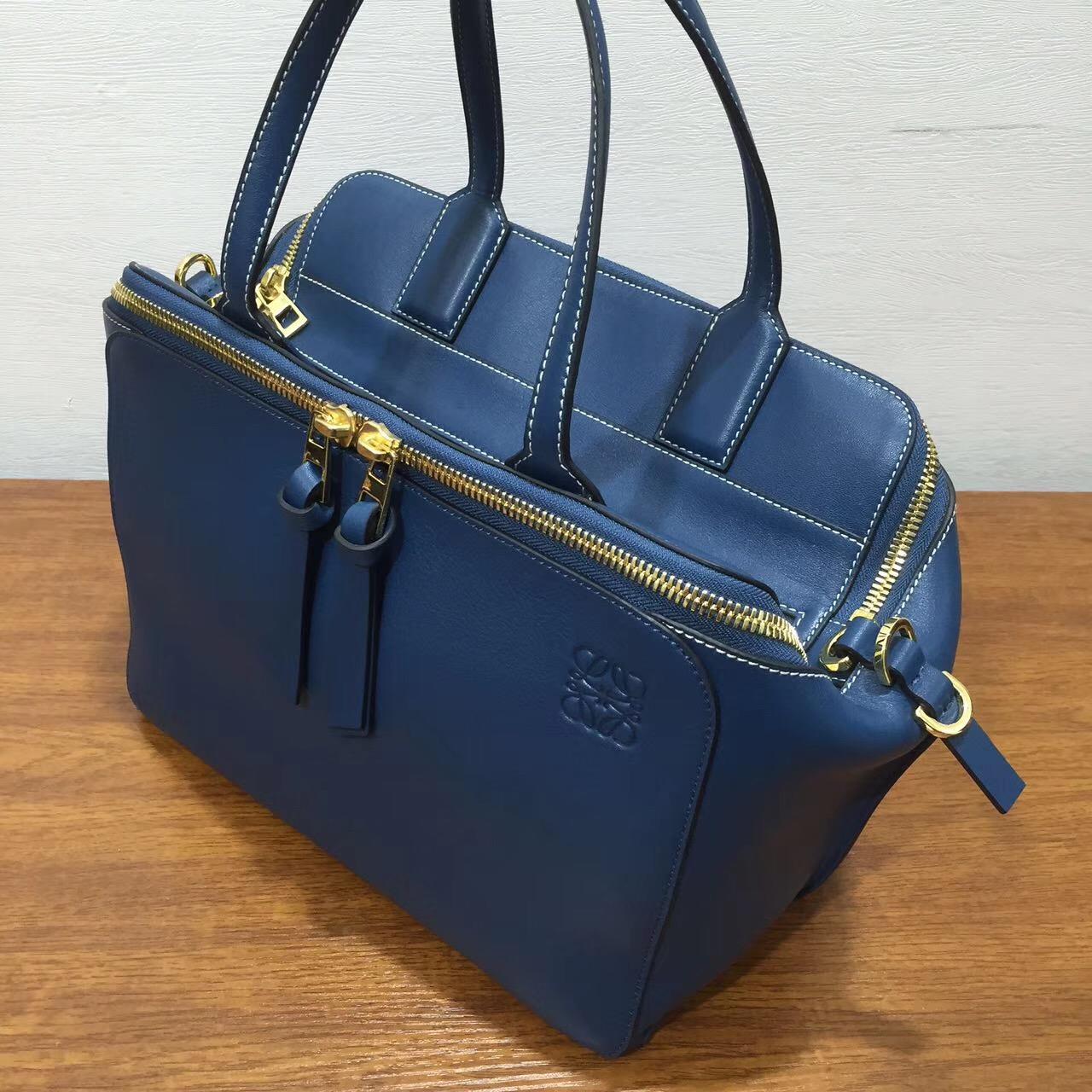 loewe羅意威Leather Zipper Tote Bag, Blue蓝色 經典小牛皮拼鹿皮內襯