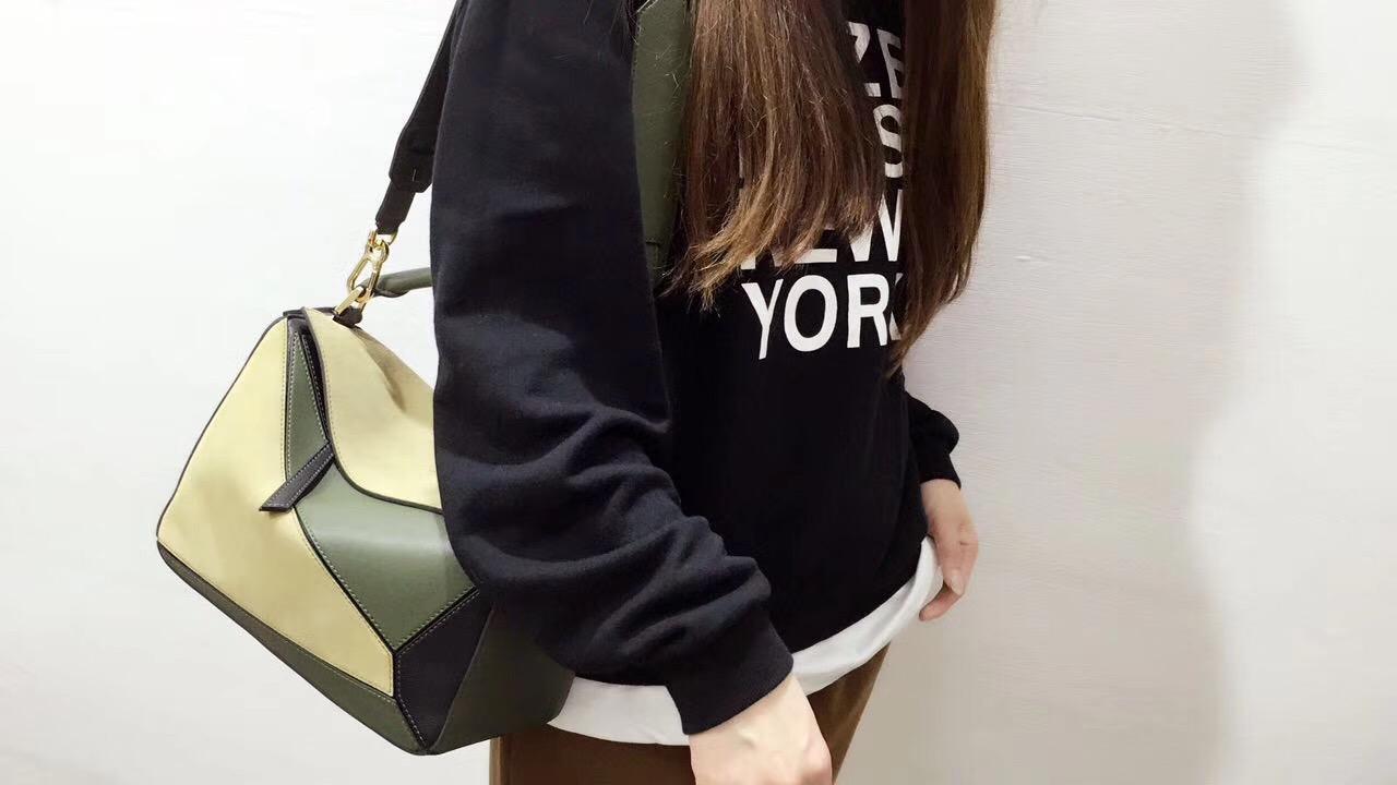 Loewe羅意威 Puzzle Bag Gold/Military Green/Black