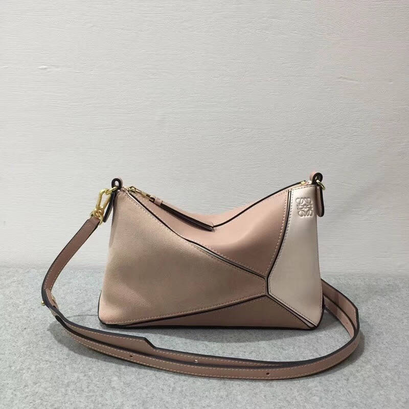 LOEWE罗意威 Puzzle Pochette Bag Blush Multitone