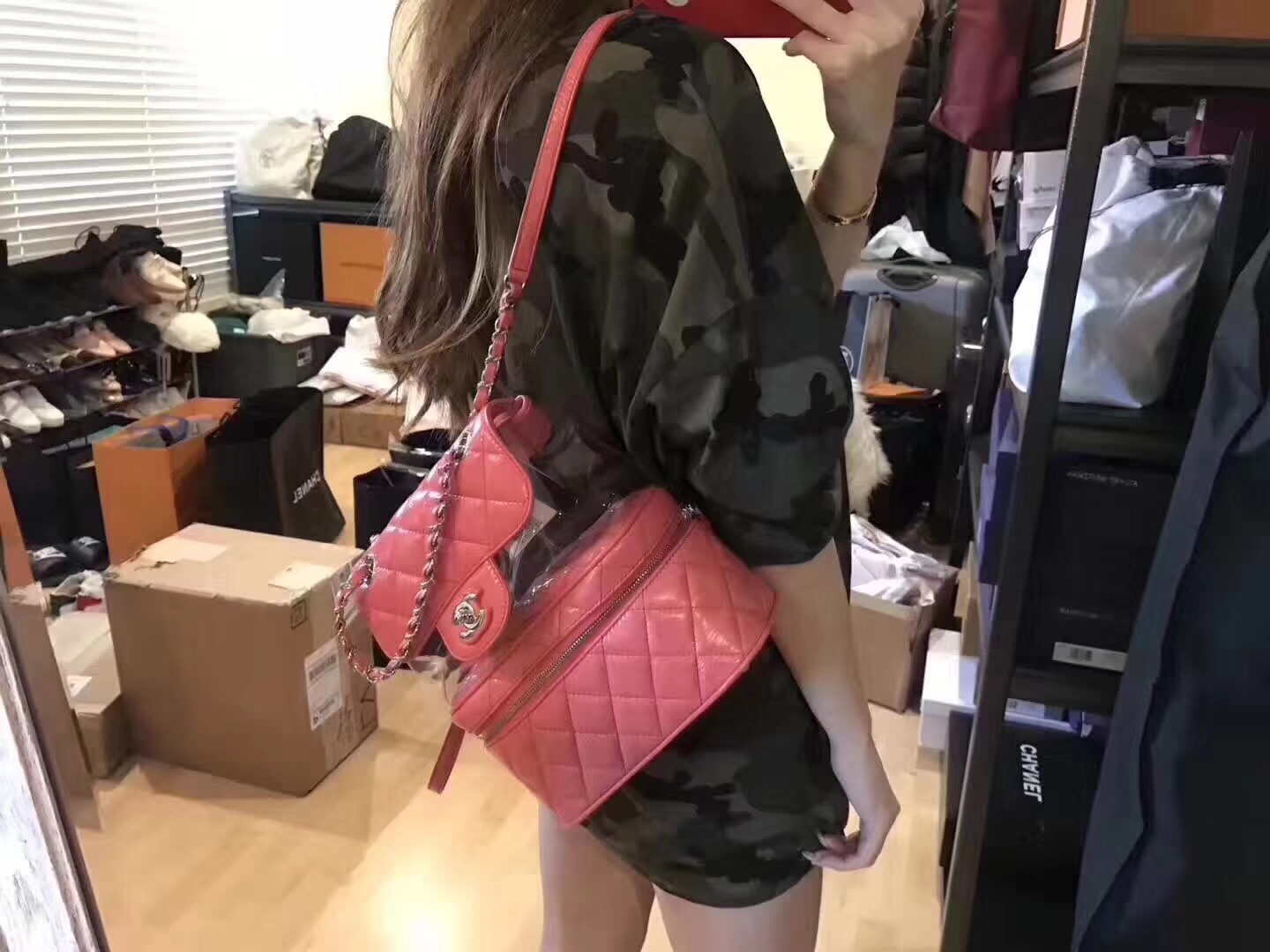 chanel 2018早春系列粉红皺紋小牛皮 PVC 口蓋包Flap bag backpack bag