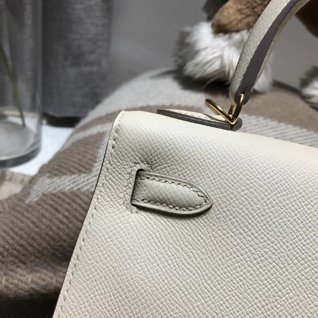 愛馬仕凱莉包Hermes Kelly 25cm Epsom CC10 Craie 奶昔白外縫金扣