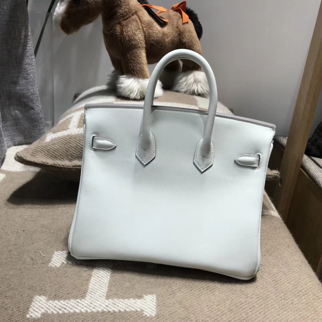 Hermes Birkin 25cm Swif CK10 Craie奶昔白金扣GHW 氣質淡雅的素色系