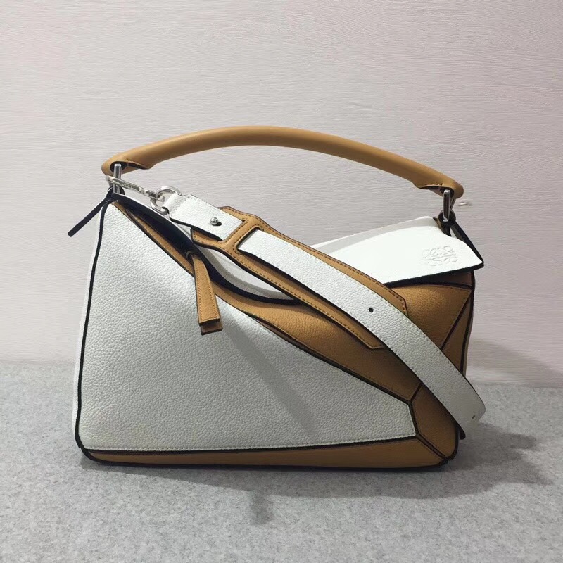 羅意威女包loewe Puzzle Bag Soft White/Amber Soft Grained Calf/Classic Ca