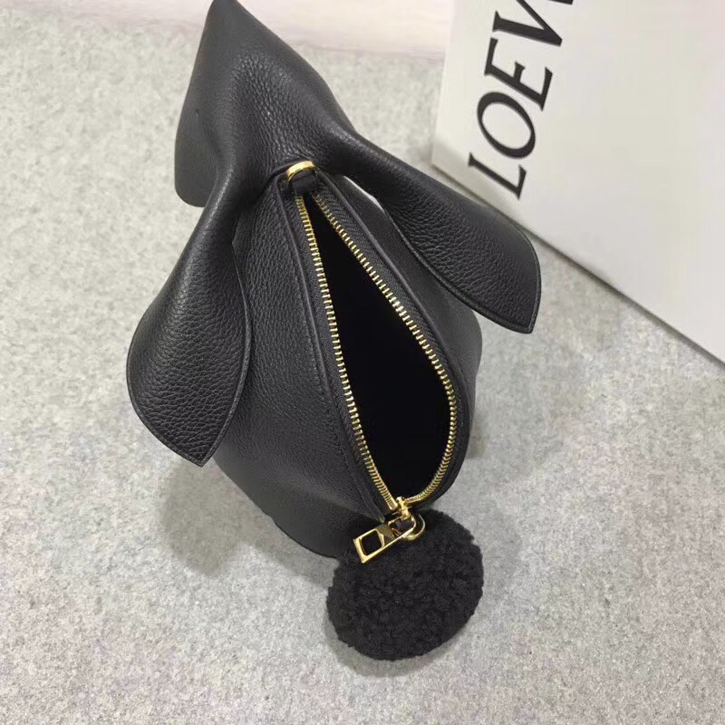 Loewe Bunny Mini Bag 黑色兔子形迷妳包軟顆粒的小牛女包