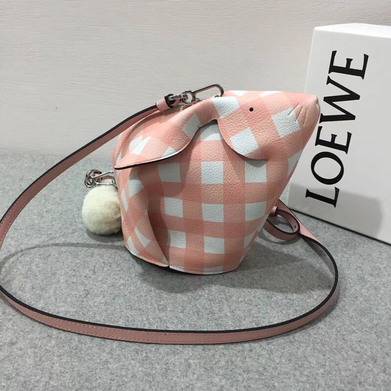 Loewe 兔子形狀迷妳包小格紋 Bunny Gingham Mini Bag Salmon