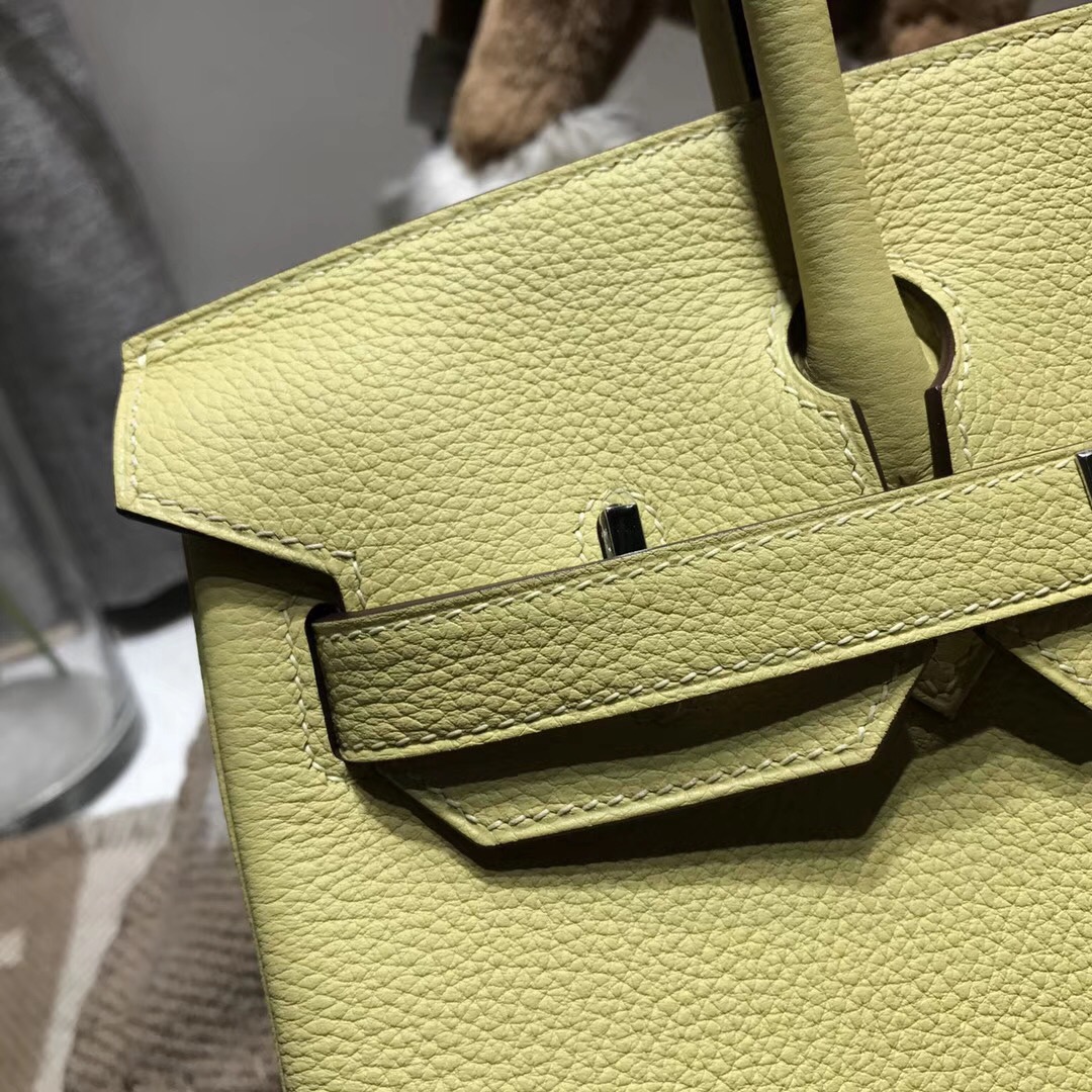 hermes 鉑金包Birkin包30cm 1Z Jaune Poussin小雞黃Togo銀扣