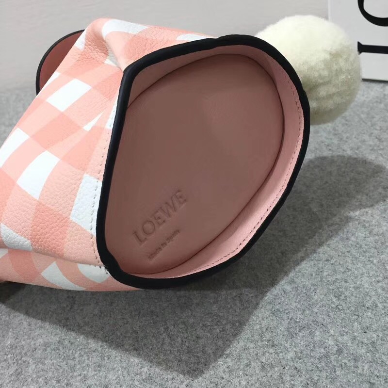 Loewe 兔子形狀迷妳包小格紋 Bunny Gingham Mini Bag Salmon