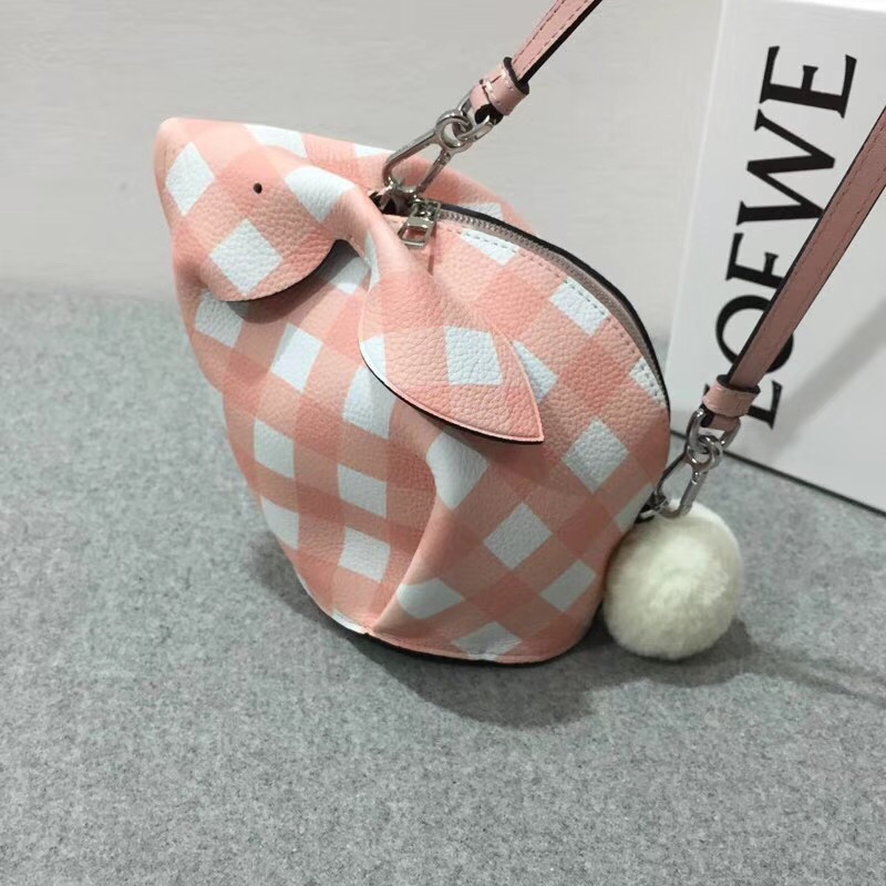 Loewe 兔子形狀迷妳包小格紋 Bunny Gingham Mini Bag Salmon