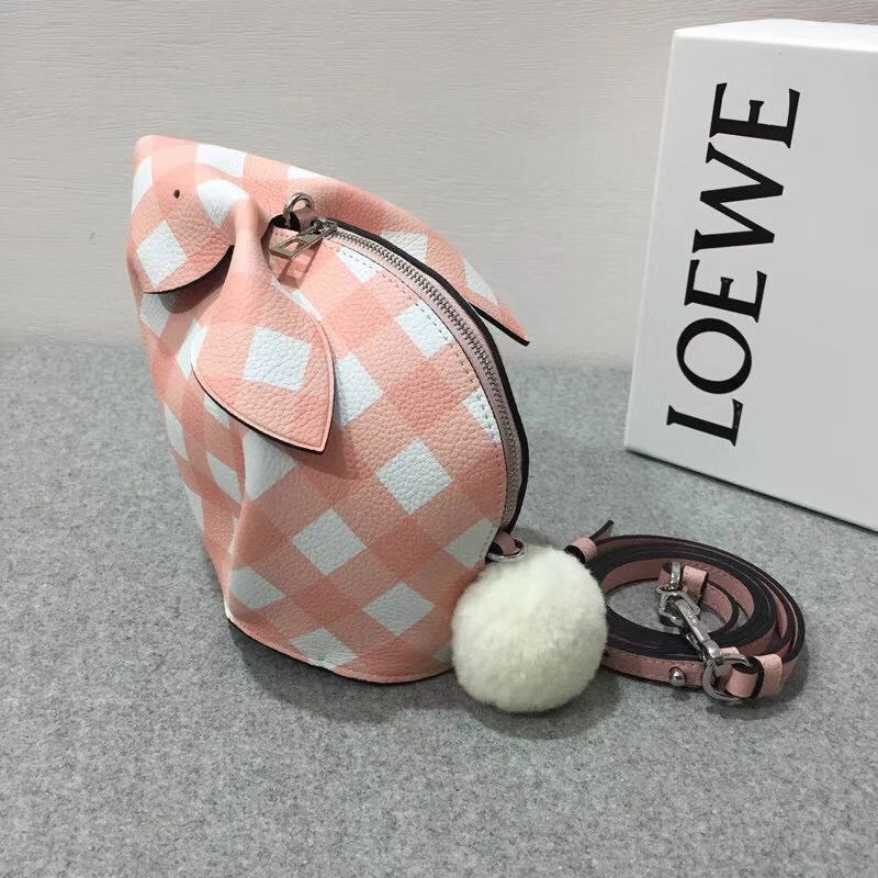 Loewe 兔子形狀迷妳包小格紋 Bunny Gingham Mini Bag Salmon