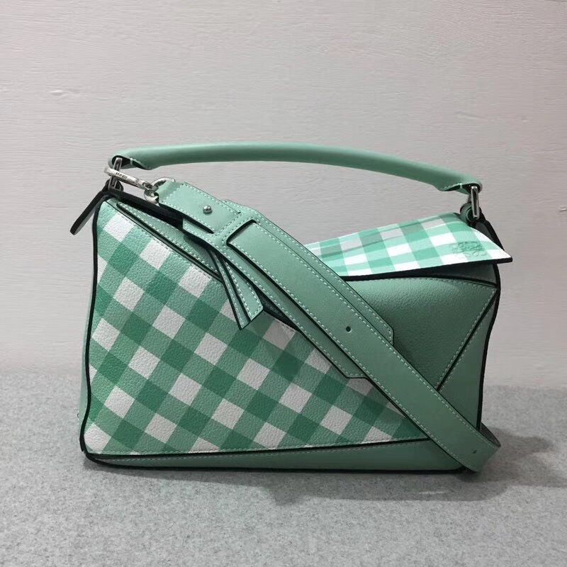 Loewe柔軟粒面小牛皮Puzzle Gingham Bag sea-water green