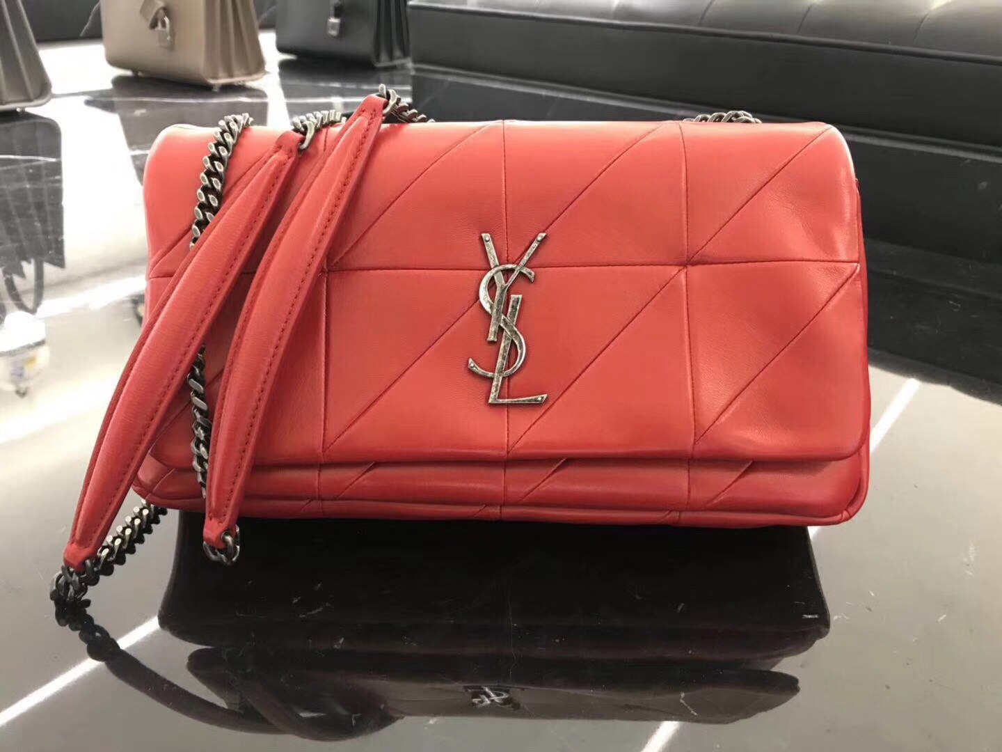 YSL Jamie bag 中號红色羊皮拼接真皮包 四合扣封口翻蓋包