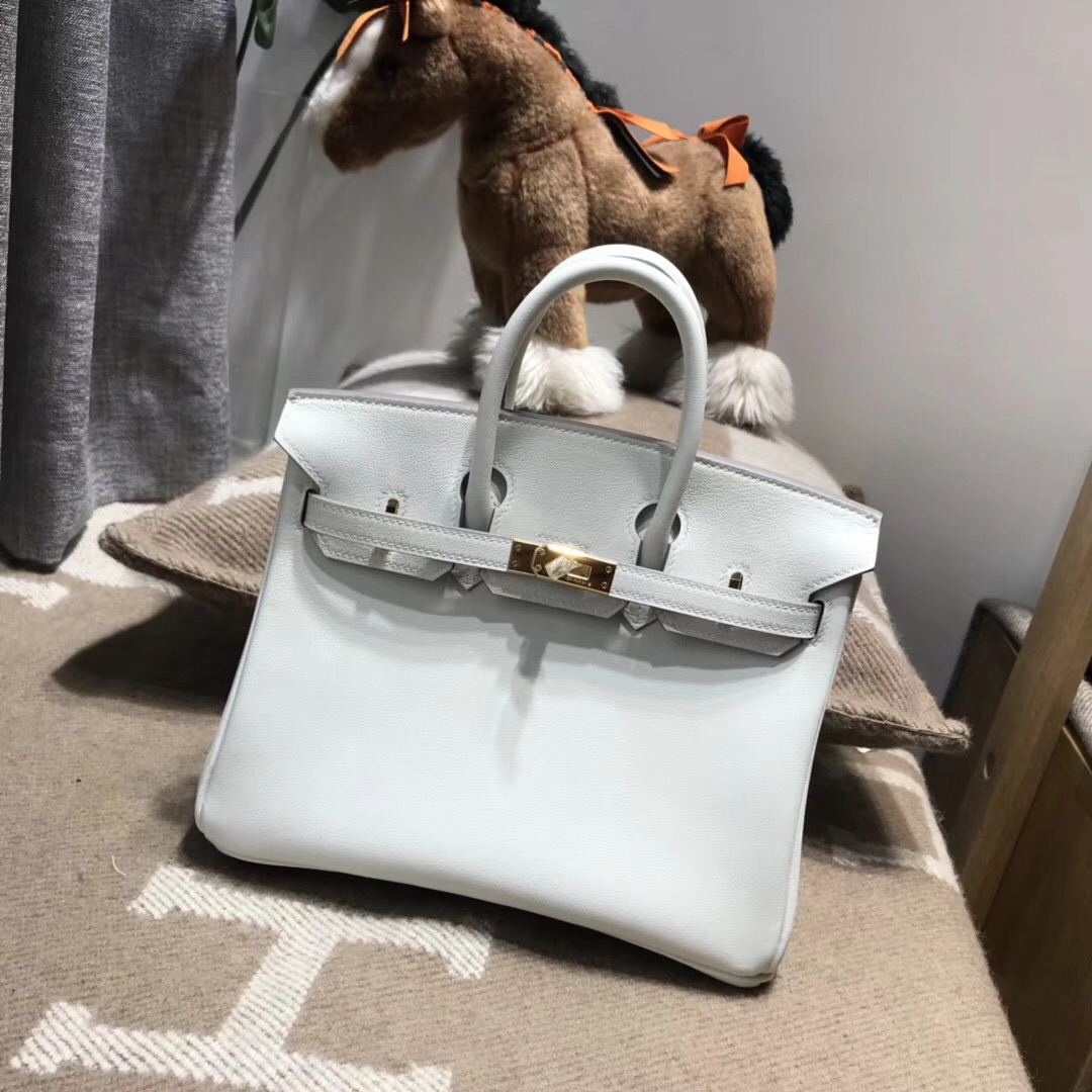 Hermes Birkin 25cm Swif CK10 Craie奶昔白金扣GHW 氣質淡雅的素色系