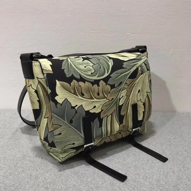 Loewe信使袋 Milit Messenger Small Camo Bag Green Multitone