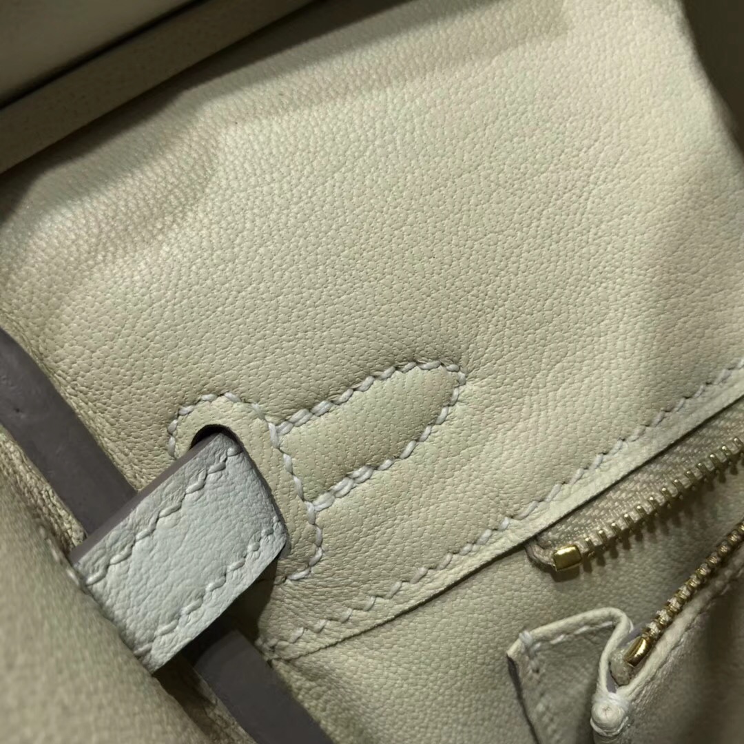Hermes Birkin 25cm Swif CK10 Craie奶昔白金扣GHW 氣質淡雅的素色系