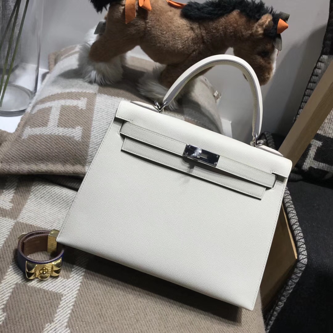 愛馬仕凱莉包Hermes Kelly 28cm Epsom CC10 Craie奶昔白外縫银扣