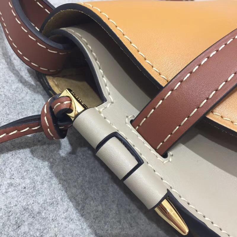 loewe 柔软牛皮Gate Small Bag Amber/Light Grey/Rust Colour