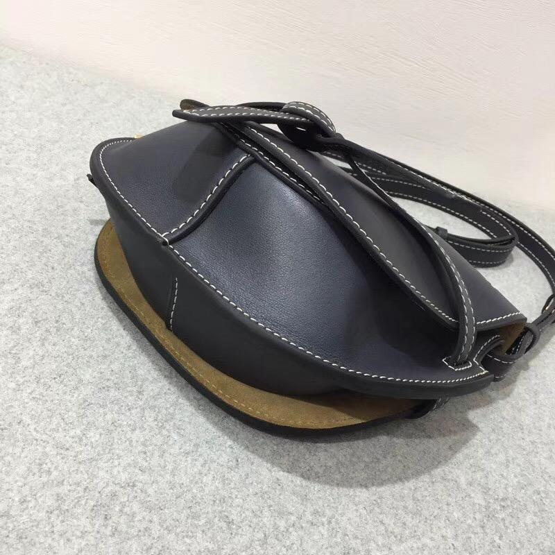 loewe Gate Small Bag Midnight Blue柔软天然牛皮馬鞍包