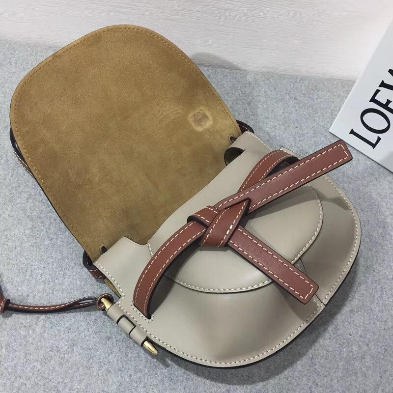 loewe 柔软牛皮Gate Small Bag Amber/Light Grey/Rust Colour