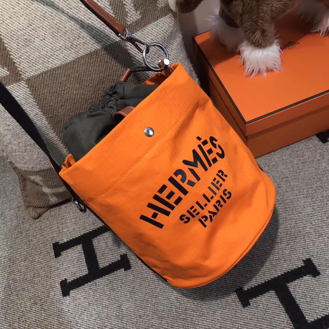 愛馬仕Hermes sac de pansage CK93 Orange經典橙色帆布水桶包