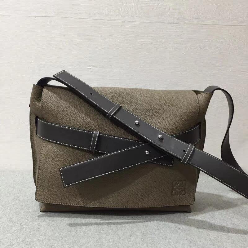 loewe 郵差包Military Messenger Small Bag Dark Grey/Black