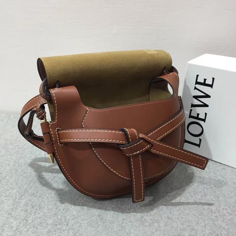 羅意威女包loewe Gate Small Bag Rust Color馬鞍包 柔軟天然牛皮