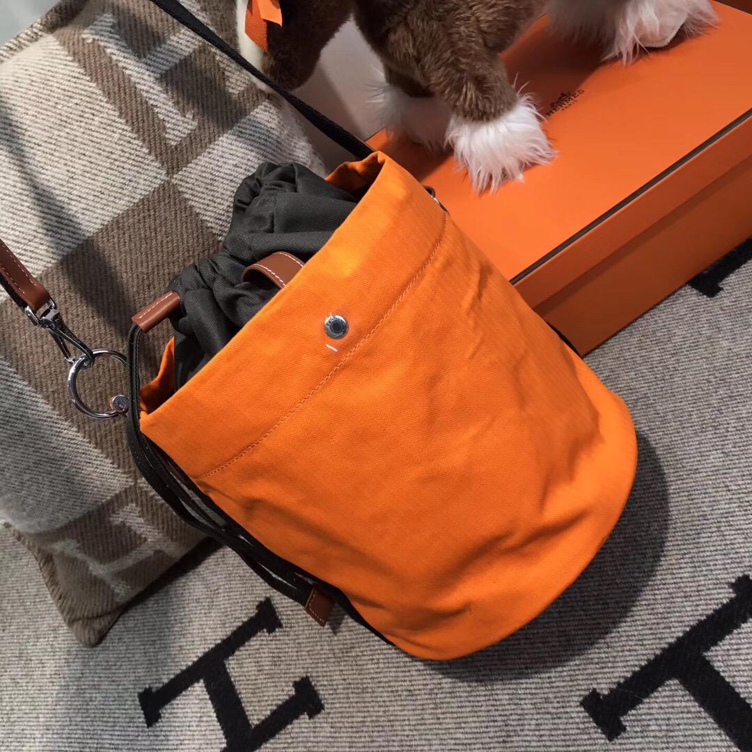 愛馬仕Hermes sac de pansage CK93 Orange經典橙色帆布水桶包