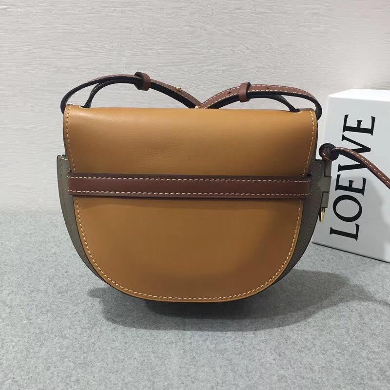 loewe 柔软牛皮Gate Small Bag Amber/Light Grey/Rust Colour