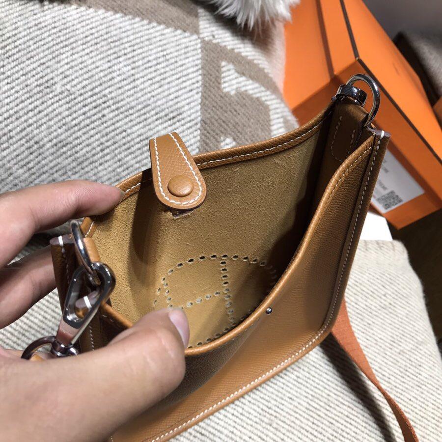 愛馬仕伊芙琳 Hermes Eveylne Mini Epsom CK37 Glod 金棕色銀扣