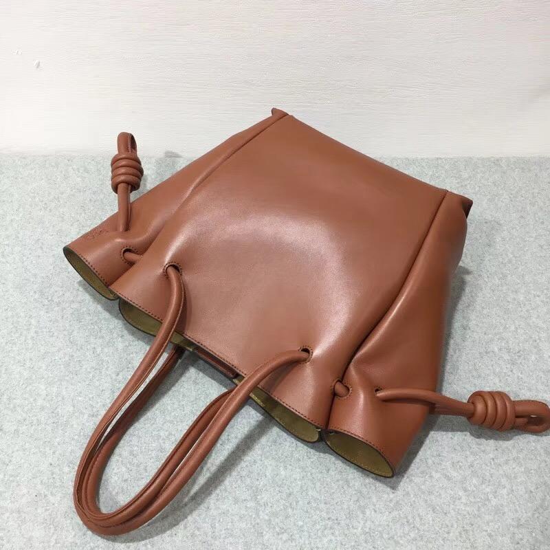 loewe 天然牛皮Flamenco Knot Tote Small Bag Rust Color