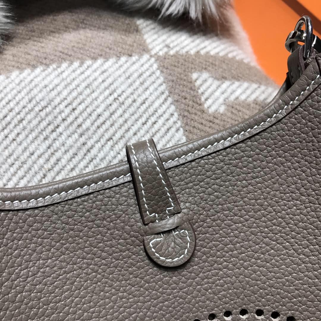 Hermes Eveylne Mini taurillon Clemence TC大牛 CK18 Etoupe大象灰