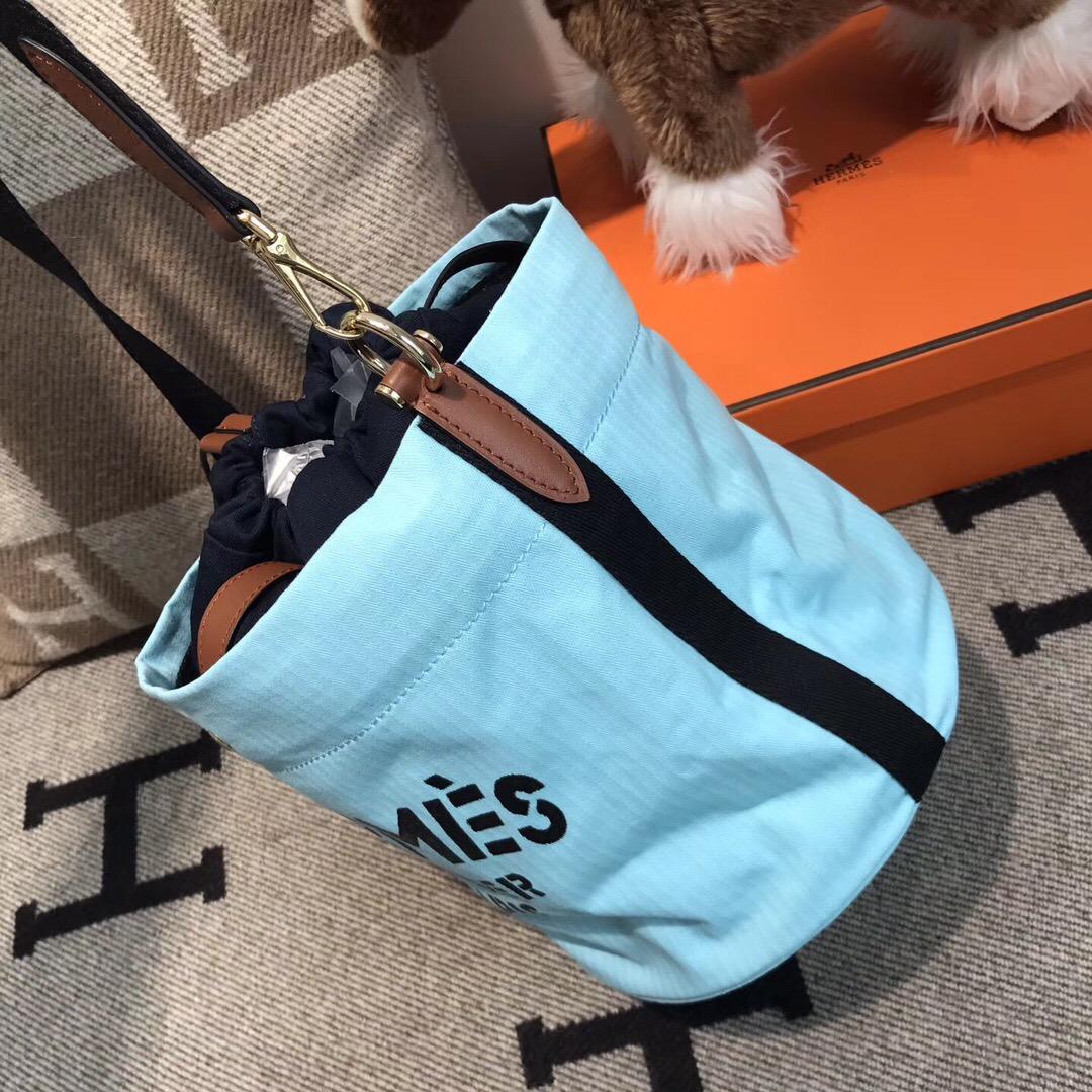 愛馬仕Hermes sac de pansage帆布水桶包 3P Blue Atoll馬卡龍藍