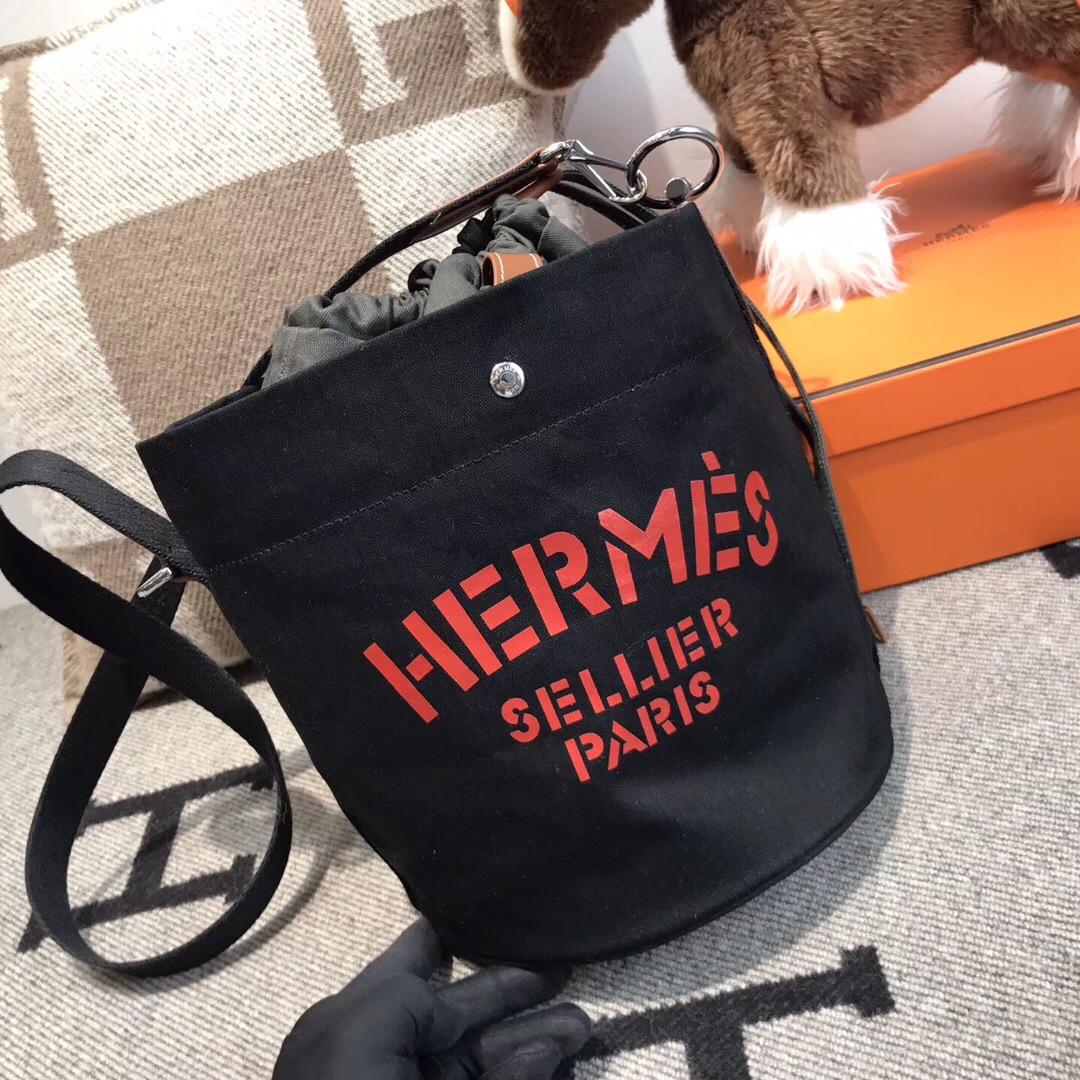 愛馬仕Hermes sac de pansage ck89 经典黑色Nior 帆布水桶包