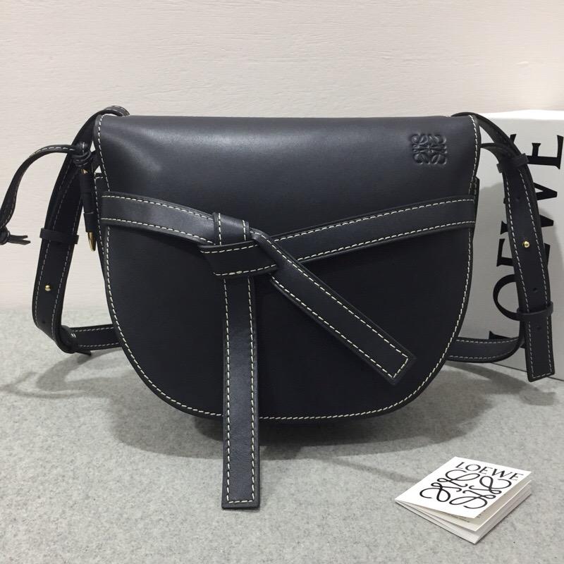 loewe Gate Bag Midnight Blue 柔軟天然牛皮 馬鞍包