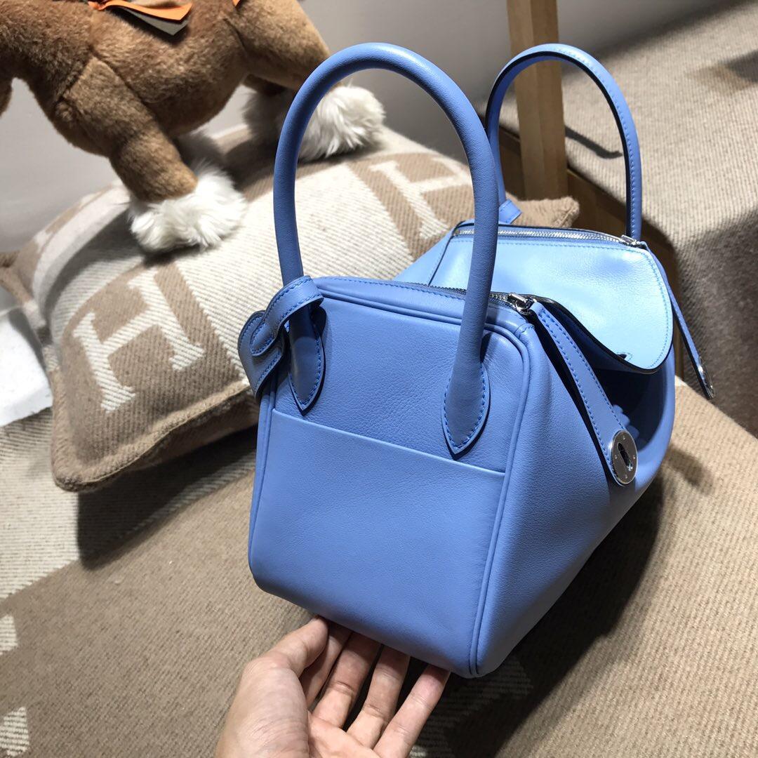 愛馬仕琳迪包Hermes Lindy bag 26 Swift calfskin 2T天堂蓝銀扣金屬