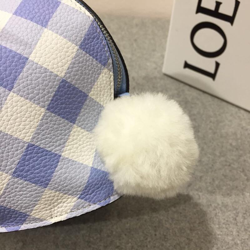 Loewe 兔子形狀的迷妳包 Bunny Gingham Mini Bag