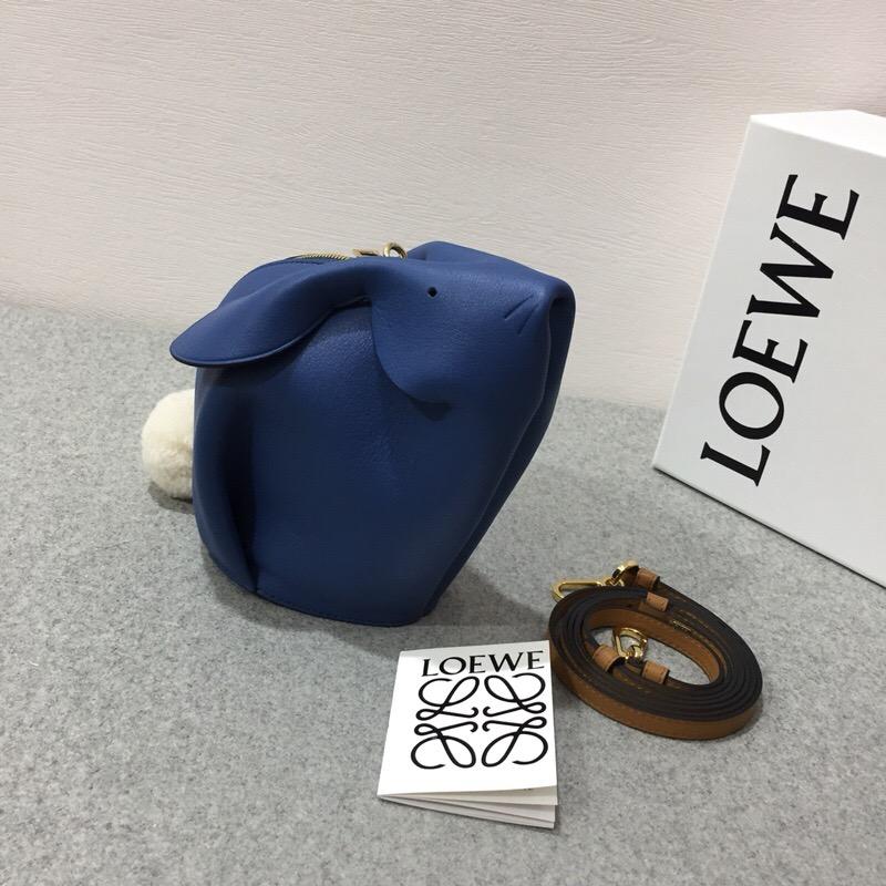 loewe迷妳斜挎包 Bunny Mini Bag Varsity Blue/Pecan Color 兔子造型絨球尾巴