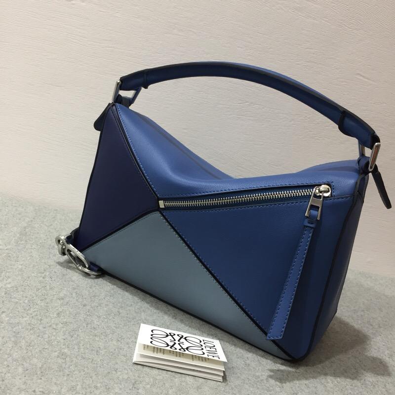 loewe 經典小牛皮 Puzzle Bag Varsity Blue Multitone