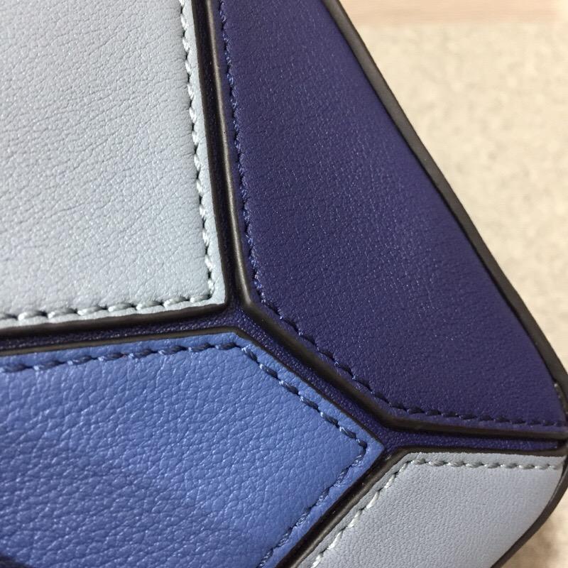 loewe 經典小牛皮 Puzzle Bag Varsity Blue Multitone