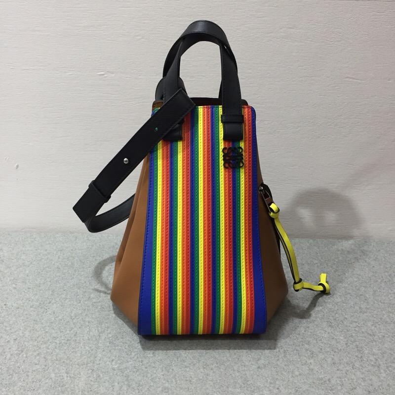 羅意威包包香港官網Loewe Hammock Rainbow Medium Bag Multicolor/Tan