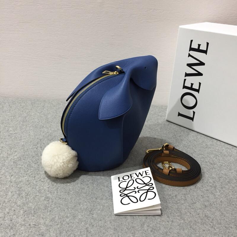 loewe迷妳斜挎包 Bunny Mini Bag Varsity Blue/Pecan Color 兔子造型絨球尾巴