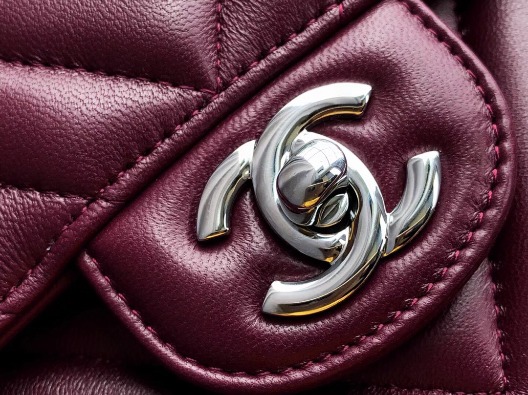 Chanel Classic Flap Bag價格 酒红小羊皮 經典口蓋包 V型車縫線 银色