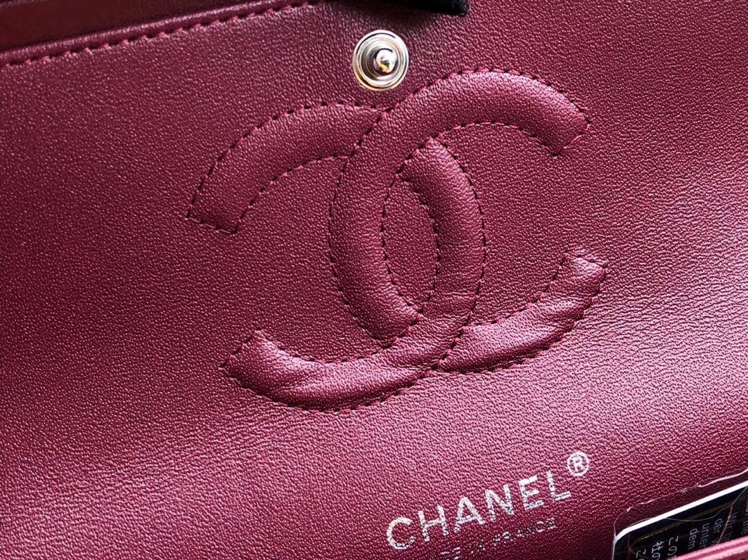 Chanel Classic Flap Bag價格 酒红小羊皮 經典口蓋包 V型車縫線 银色