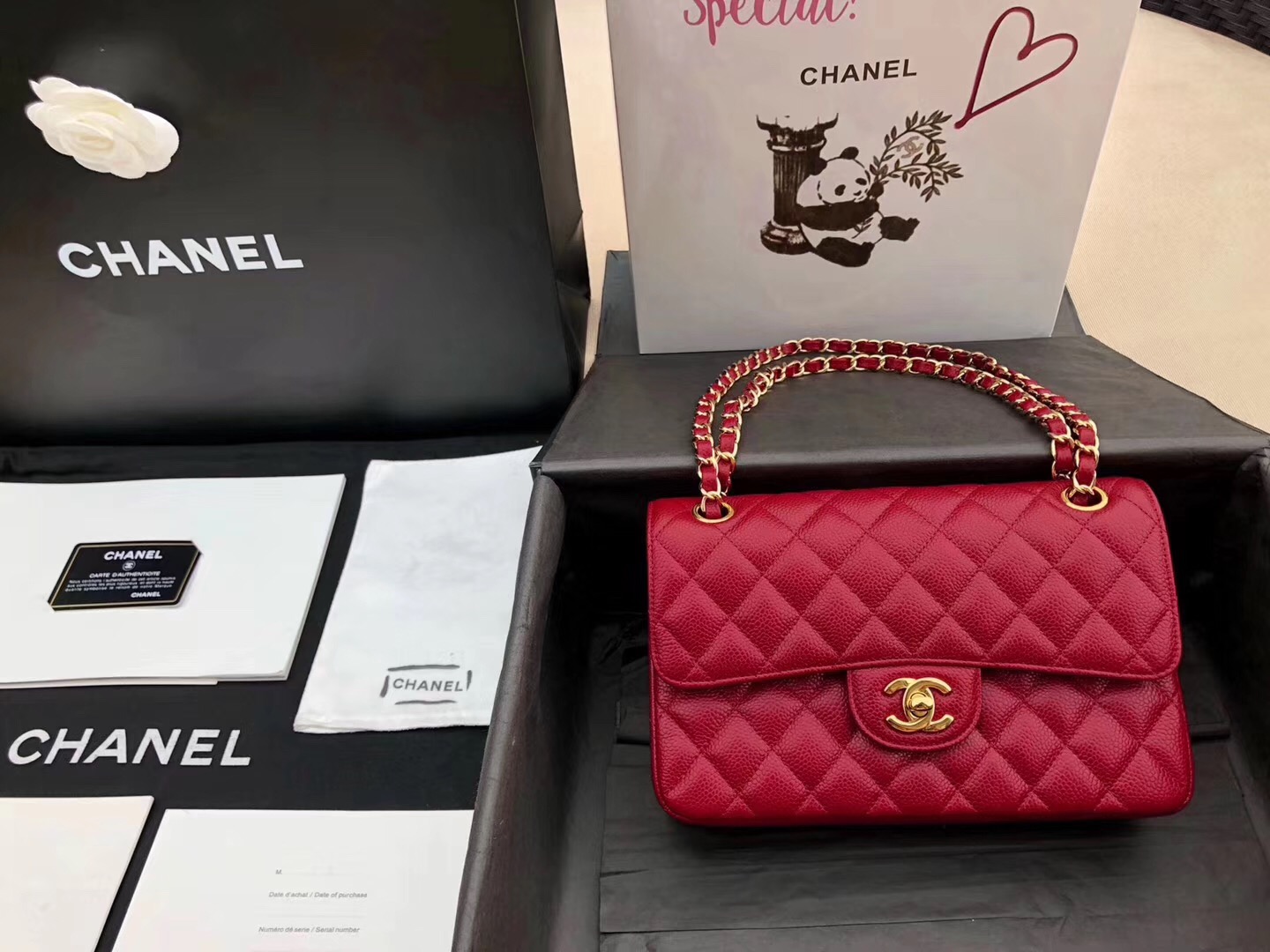 Chanel Classic Flap Bag 小號經典口蓋包 红色顆粒壓花小牛皮與金色金屬