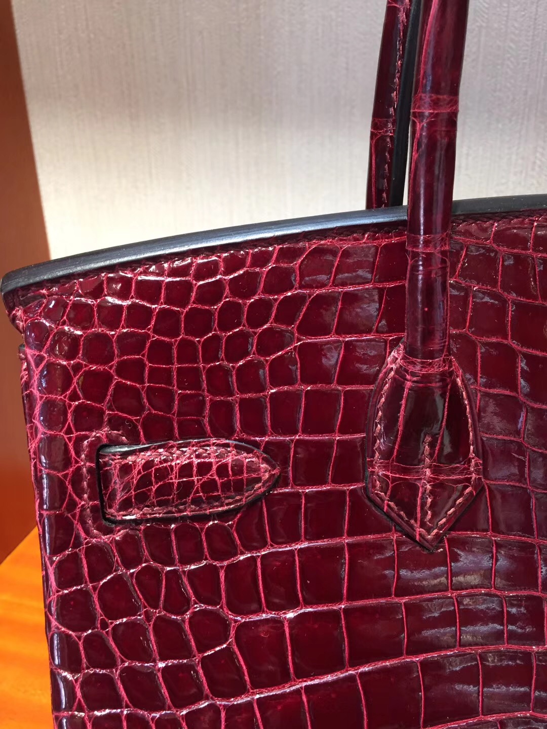 香港太古廣場專賣店 Hermes Birkin 25亮面兩點鱷魚皮 F5勃根第酒紅