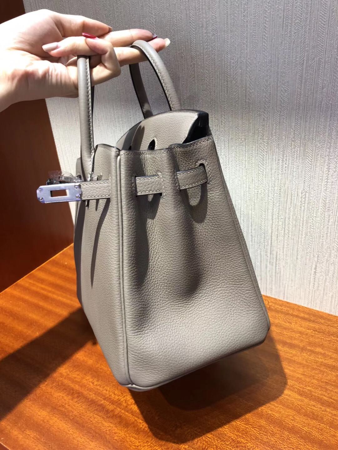 澳大利亞悉尼國際機場專賣店Hermes Birkin Bag 25 Togo小牛皮 M8瀝青灰銀扣