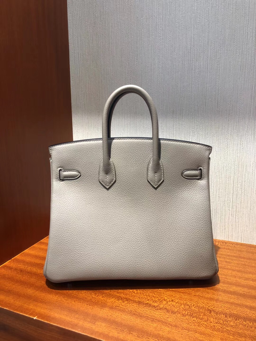 澳大利亞悉尼國際機場專賣店Hermes Birkin Bag 25 Togo小牛皮 M8瀝青灰銀扣