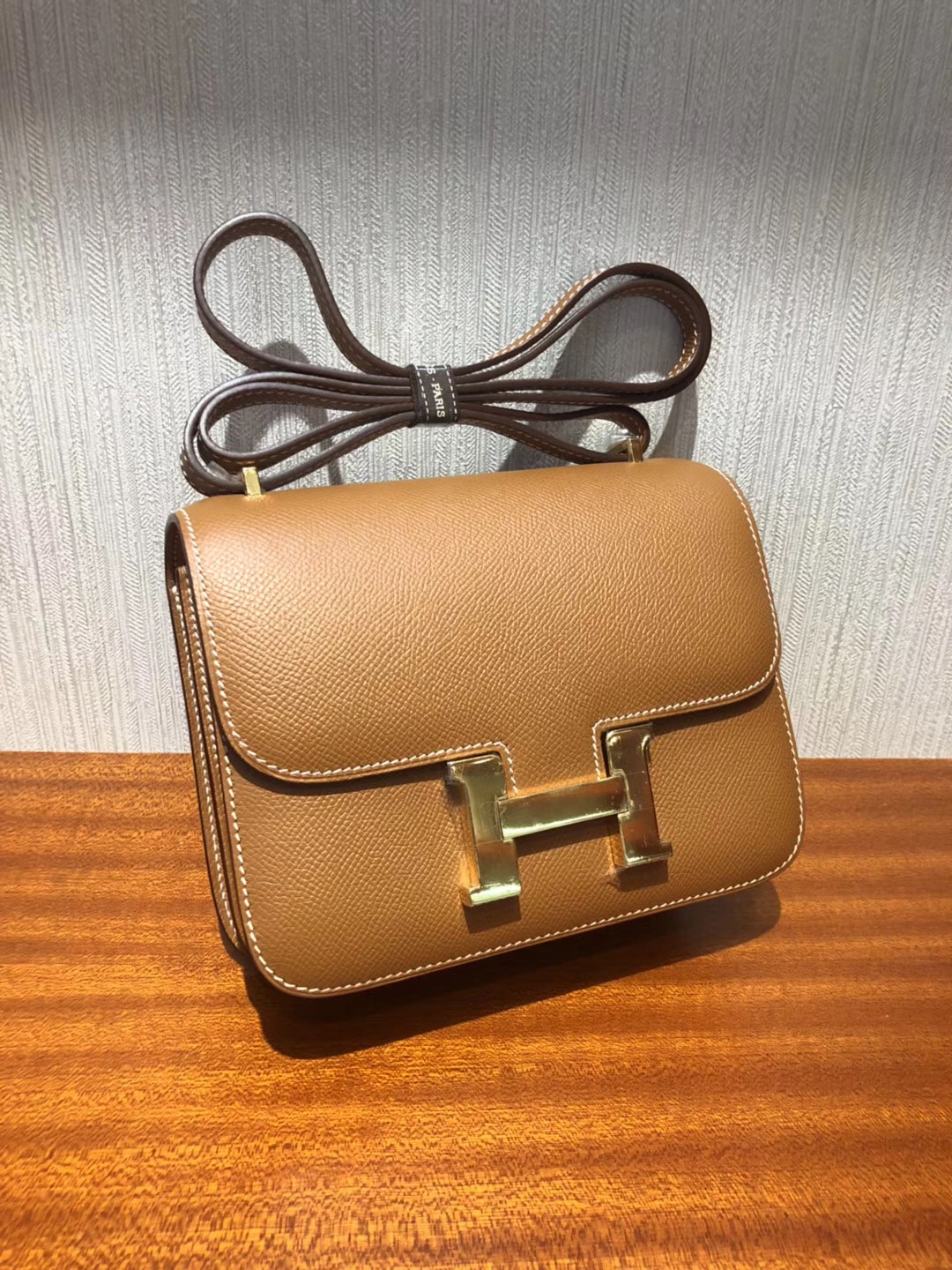 愛馬仕空姐包康斯坦斯包Hermes Constance 18cm Bag Ck37金棕色 Epsom金扣